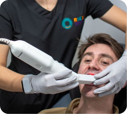 Escáner intraoral